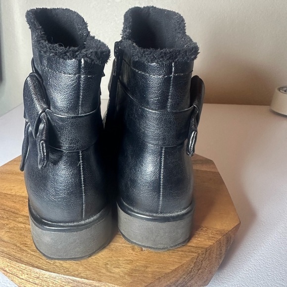 Bare traps black ankle boots with zipper closure size 9 - Picture 4 of 6